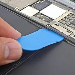 Instrument iFixit Battery Blocker