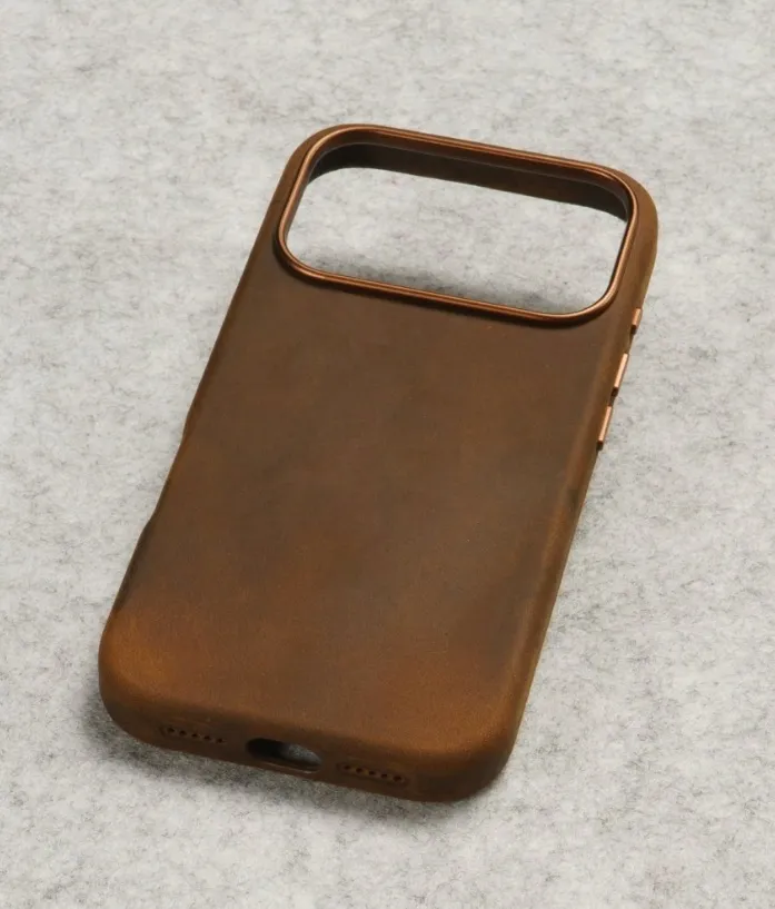 Husa iPhone 17 Pro, LeatherUP Patina, Natural Finish, MagSafe